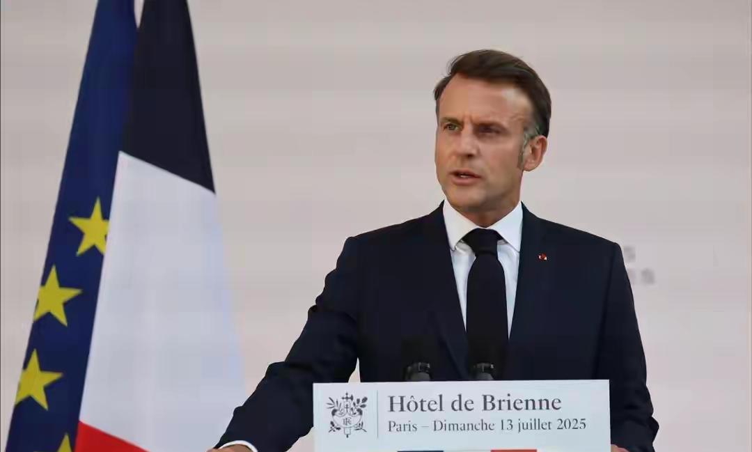 光抢一个安世还不够？马克龙：法国的机会来了，首先从中方开始