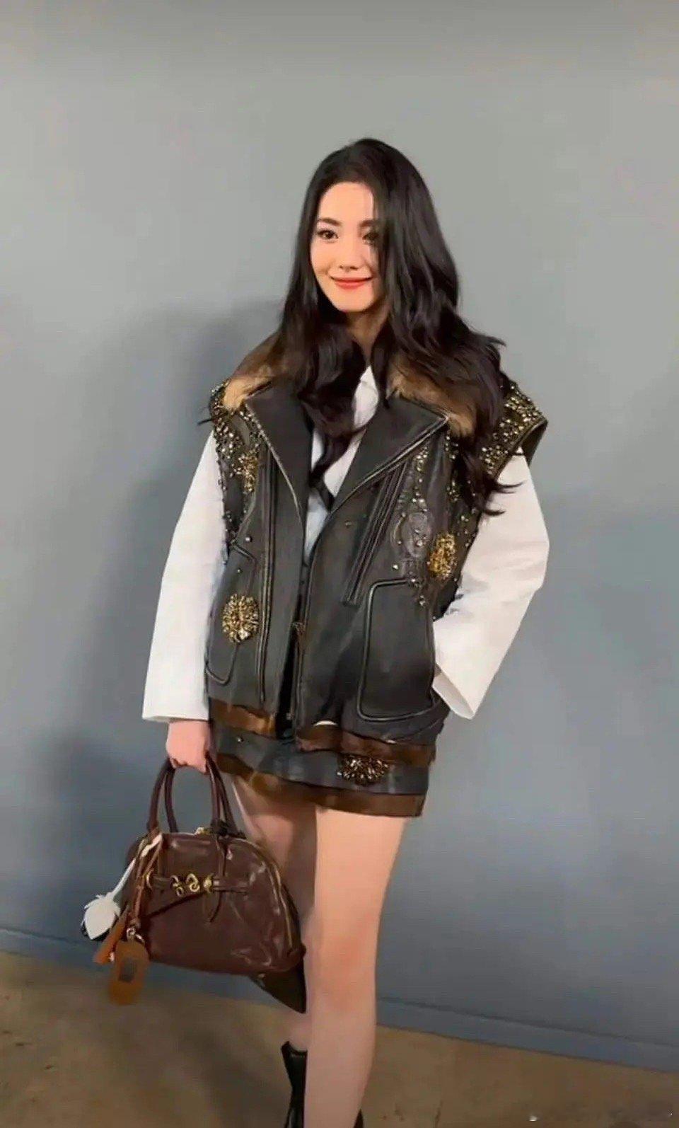 存子第一次时装周，竟然就这么出彩 ​​​