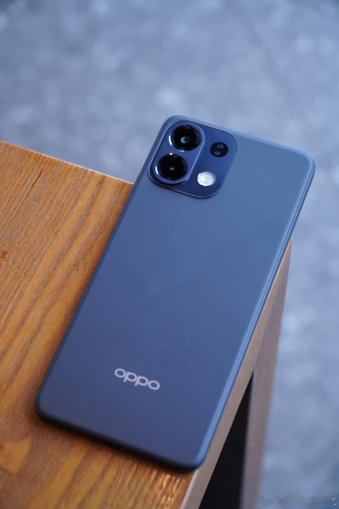 OPPO K12s随手拍，这手机续航是真强啊，颜值也属于耐看的那种，喜欢么🤓 