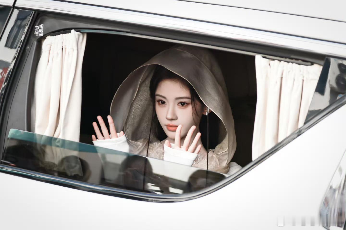 神女阿黛鞠婧祎阿黛 ​​​
