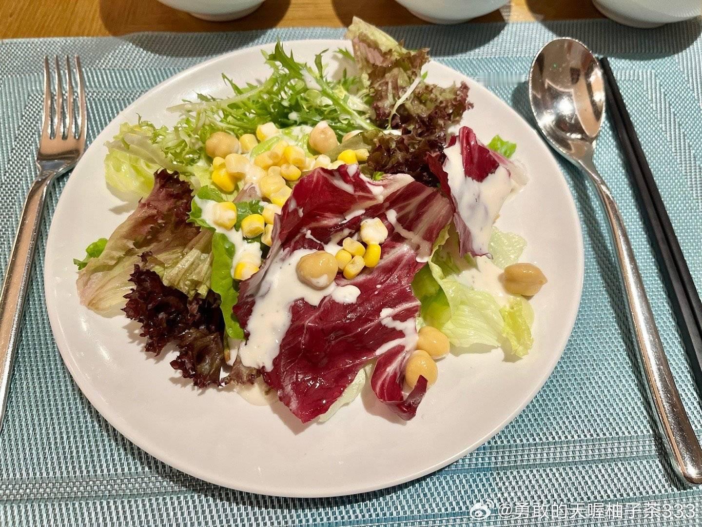 周末也在好好吃饭，给大家点赞#大家的早餐# ​​​