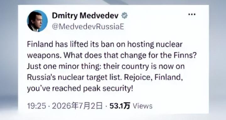 有个德国军官，最近在外网上发了个帖子，说他再也受不了所有人继续被当傻子。


他