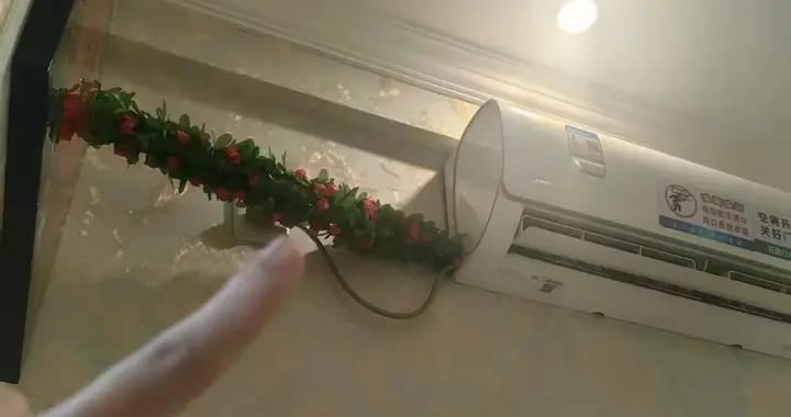 成都部分酒店和公厕发现偷拍摄像头，当地：已将相关嫌疑人抓获
