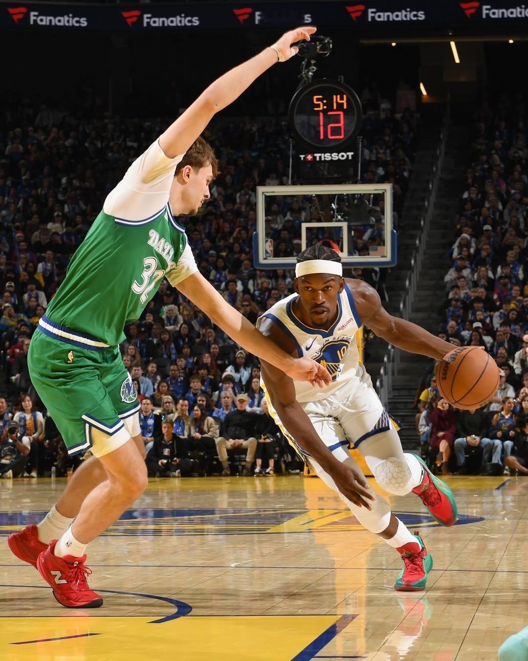 独行侠vs勇士｜巴特勒ins圣诞大战返图💛💙nba圣诞大战勇士战胜独行侠吉米