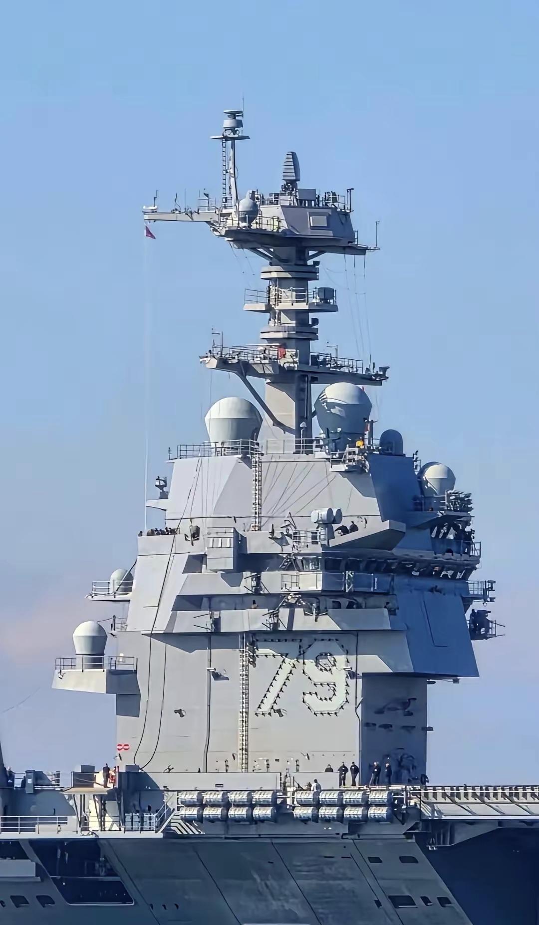 说一个关于美国海军航母的数据，能让人惊掉下巴。

1月28日美国海军福特级航空母