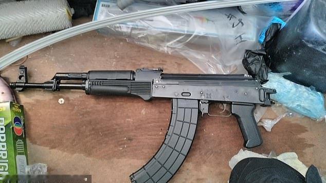 非典型毒贩子！¹ 这个英国老头子不像狠人吧？²  英国人，John Spiby，