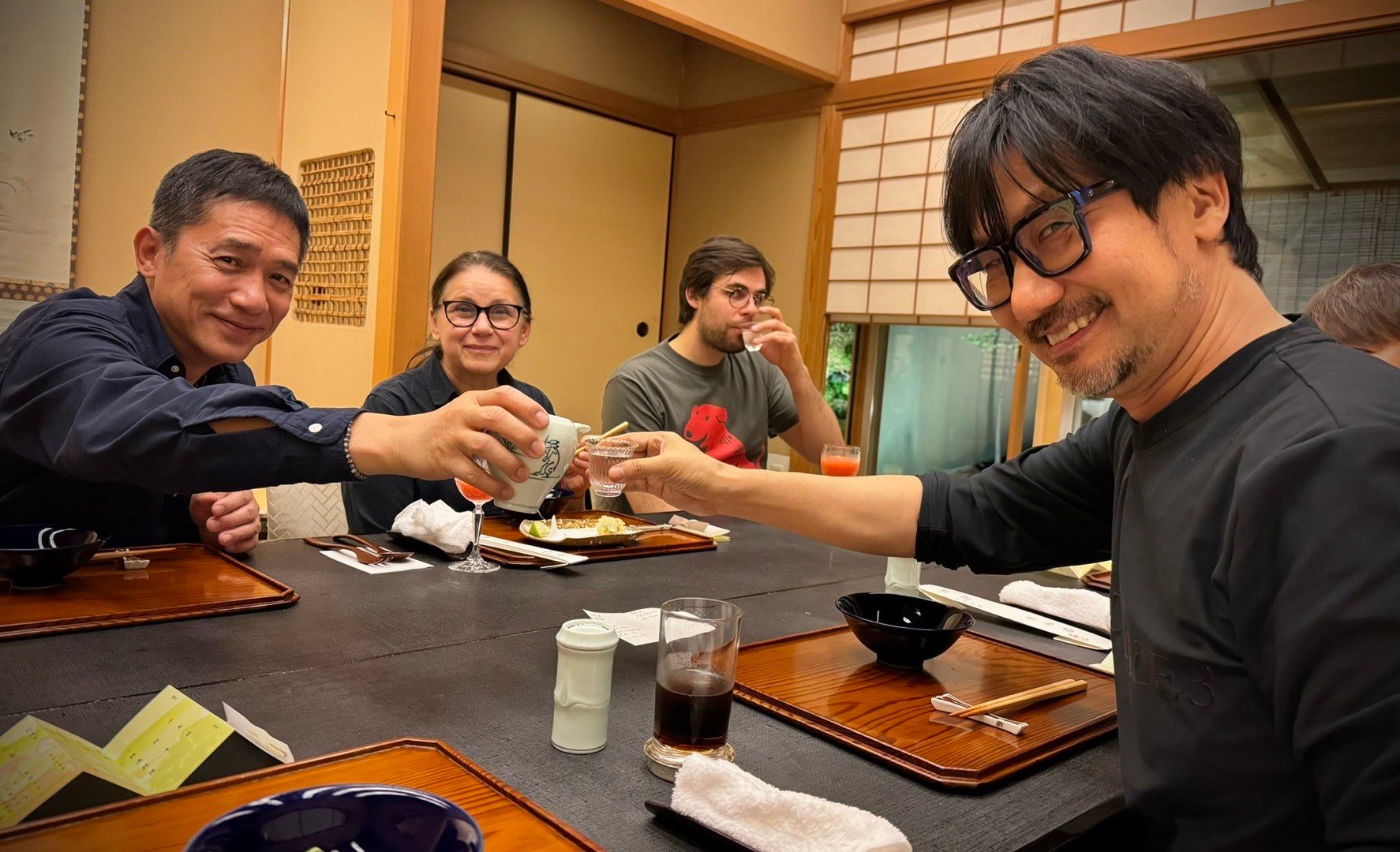#小岛秀夫梁朝伟同框# ​​​