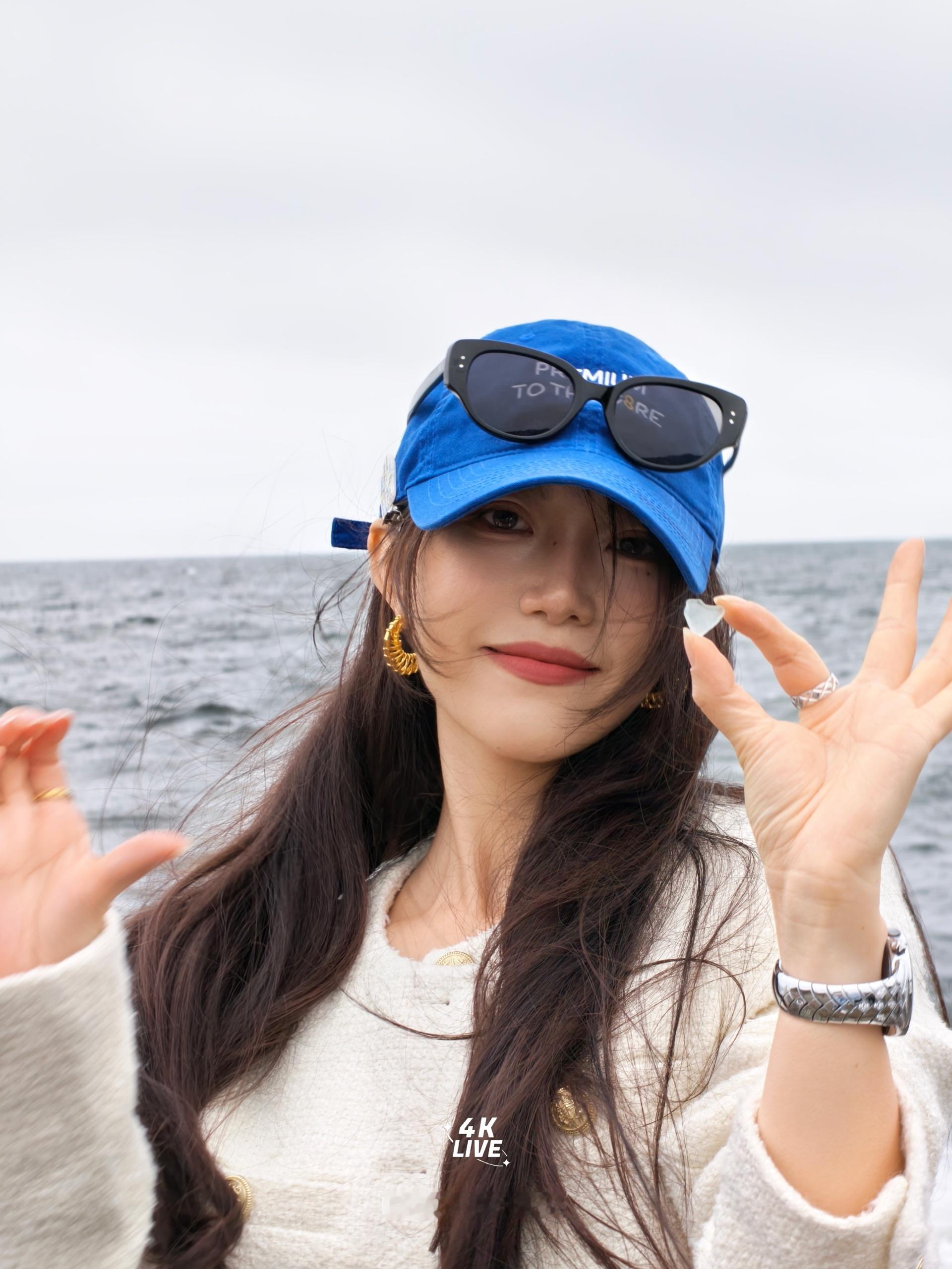 该怎么解释我不是一个在旅行中执着于出片的人，真的是这部手机的4K live图太出