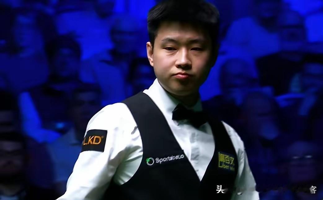 再现惊天大逆转！赵心童6-5绝杀马克艾伦，背靠背挺进决赛，会师希金斯。
 
这场