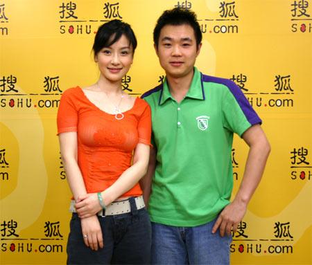 2006年，足球名将李金羽求婚“大少奶奶”孙宁，没想到孙宁一句“不想结婚”扭头离