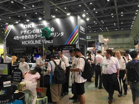 日本高官表示，除非中国打算养活我们一亿多日本人，否则中日战争根本不会发生。
如果