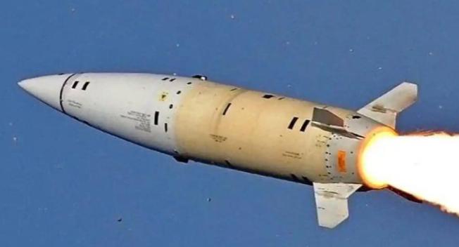 既然美国敢做初一，那中国必然会做十五。你卖武器给台湾，那我们就卖武器给那些反对美