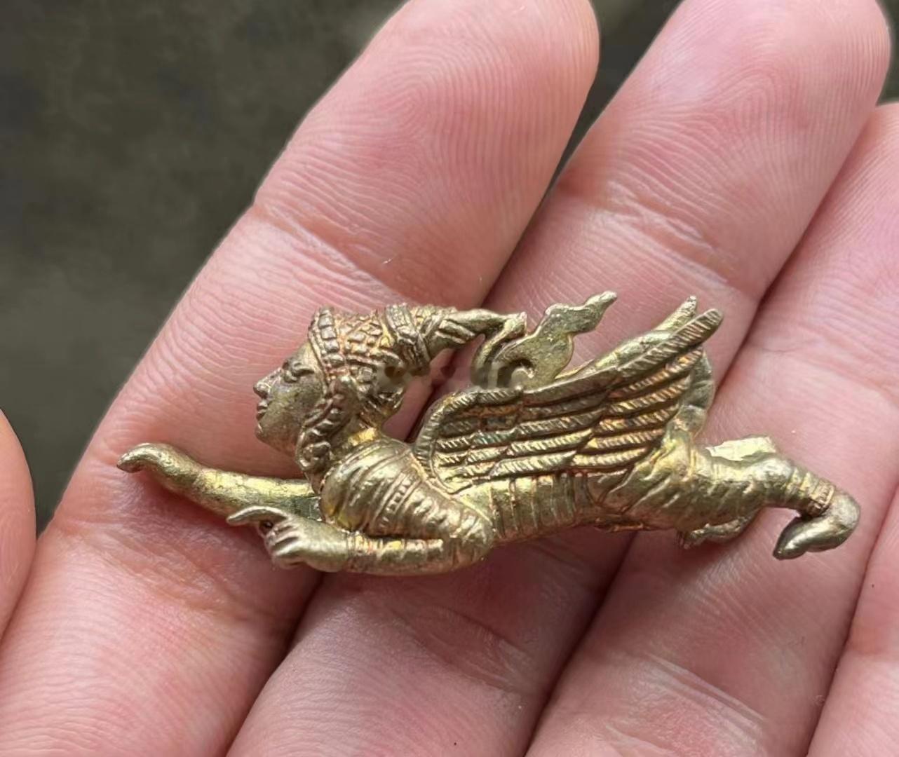 帕阿赞磐石第四期带翅膀的食人虎，比较罕见原庙盒。 ​​​