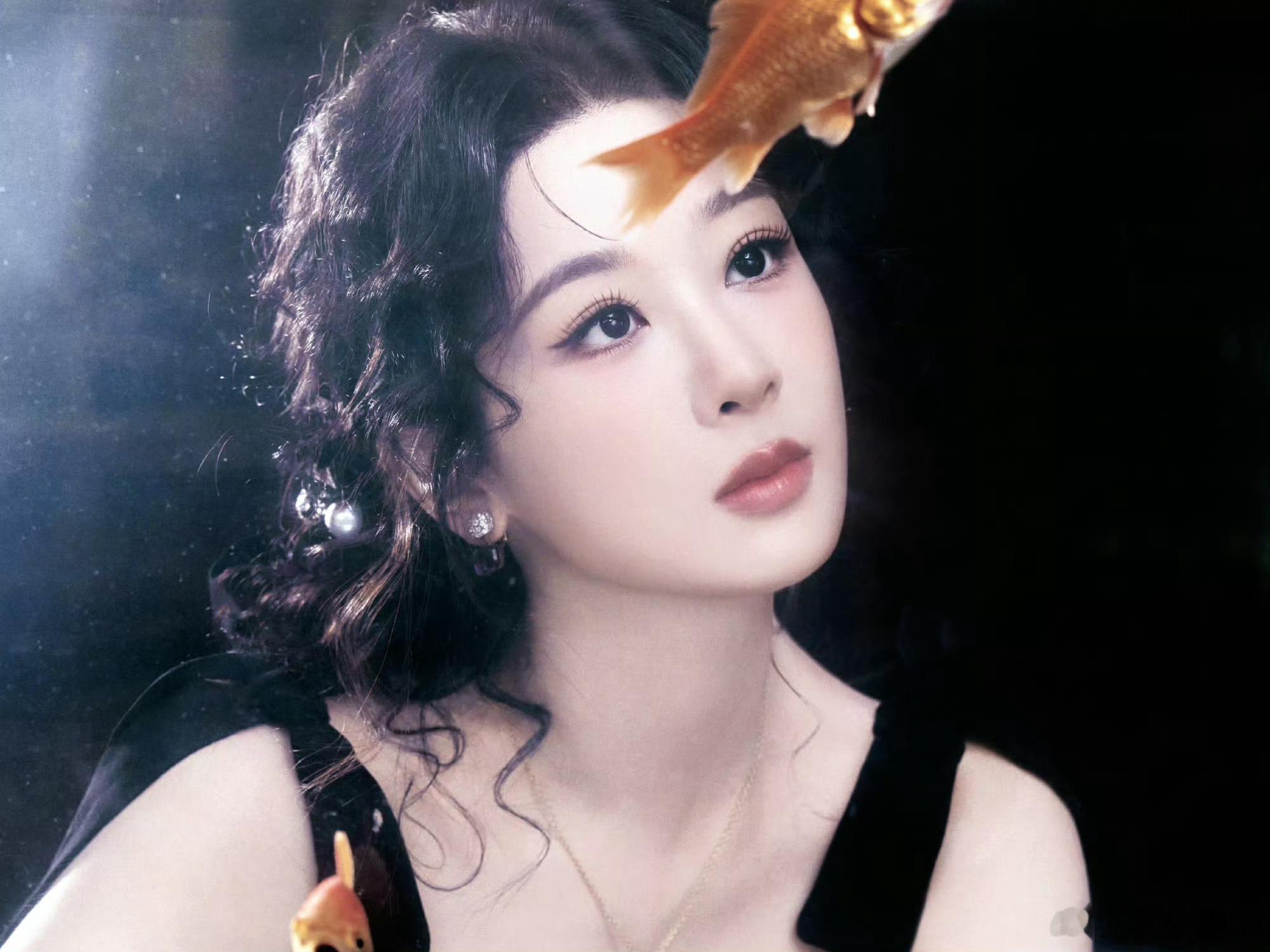 杨紫杨紫化妆师思梦审美看得出她是公主真的好美杨紫