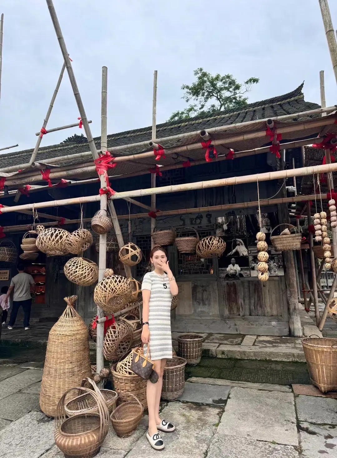 “昨天是历史 今天是开始 明天谁也不好使”