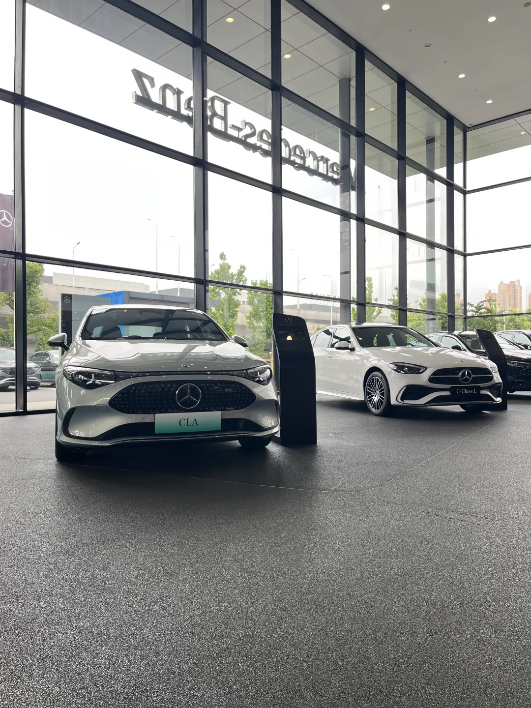 奔驰 C 级 vs 奔驰 CLA