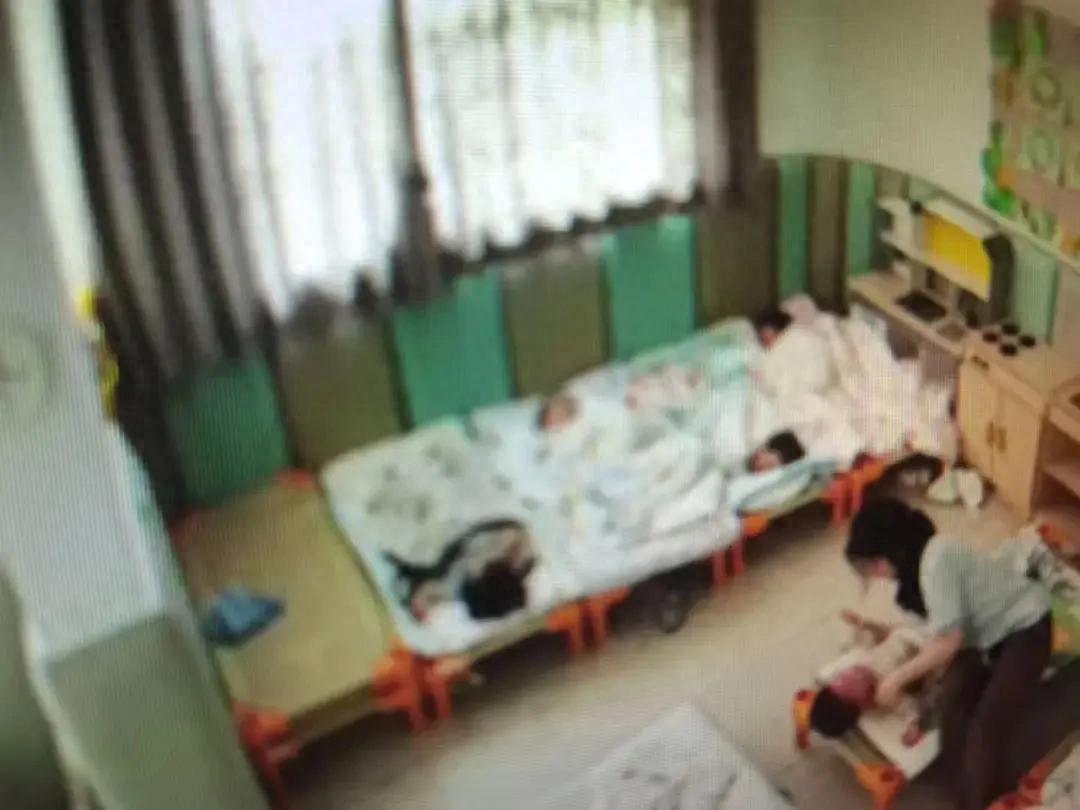 “令人气愤！”上海，家长把16个月的宝宝送进托育园，没想第一天就被老师虐待29分