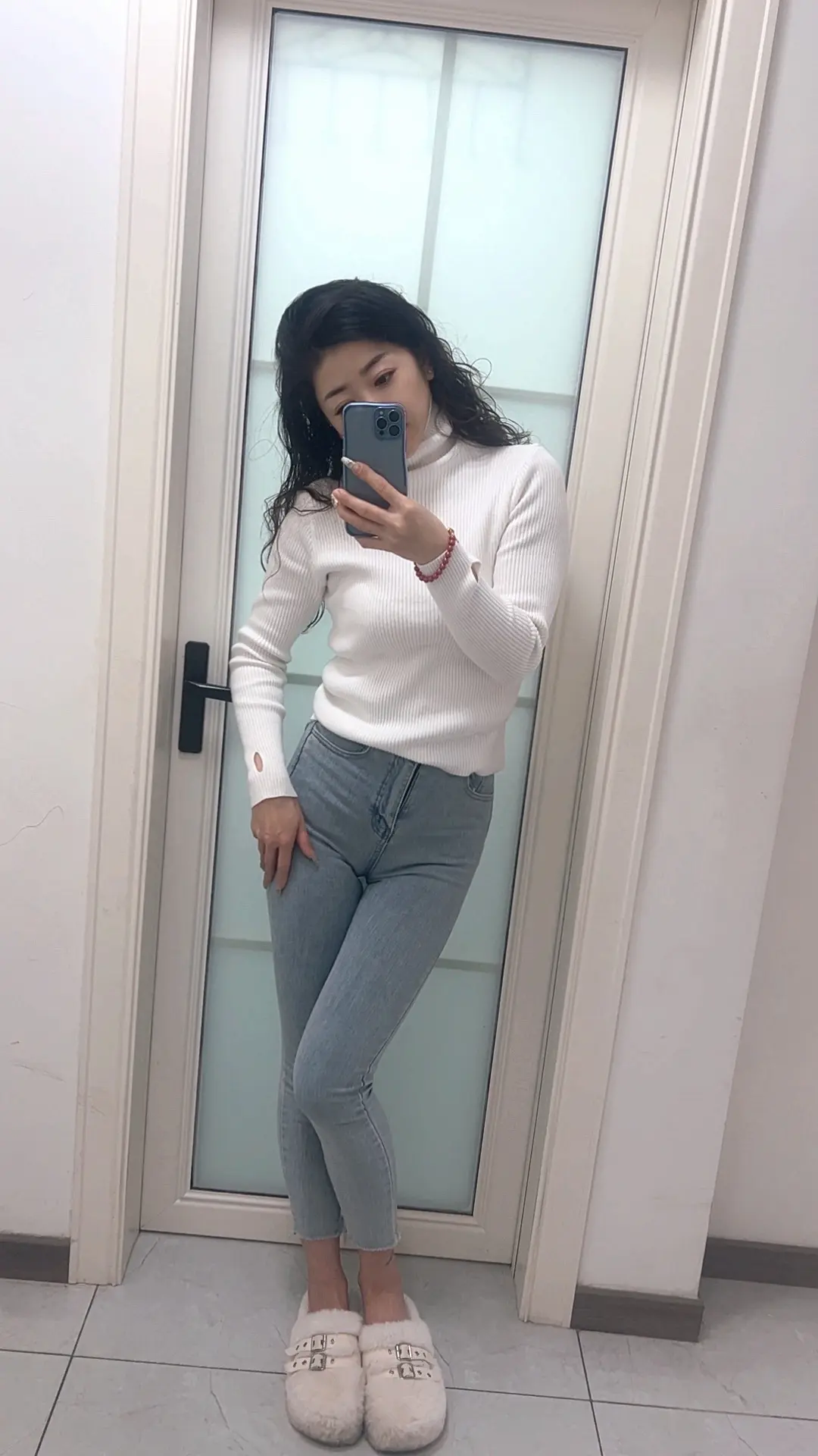 我说话很直，不会拐弯抹角，更不会阿谀奉承，大多时候会被人嫌弃，可就是改...