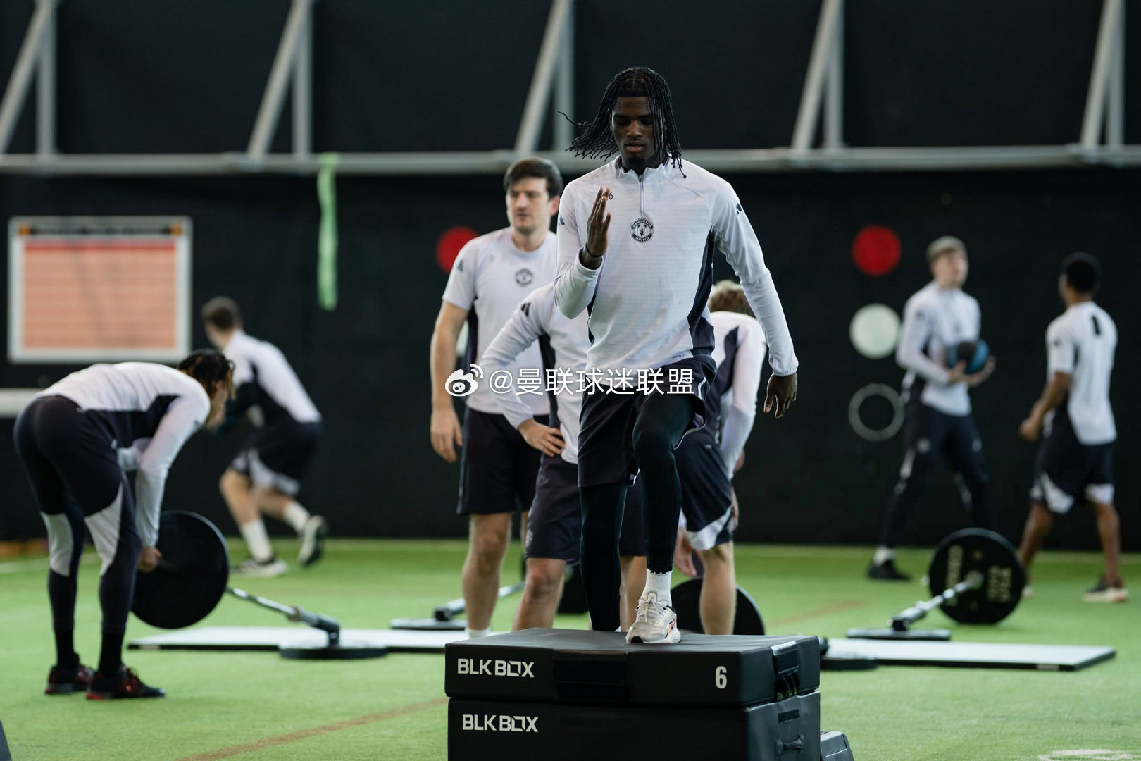 〖26-03-11训练图〗备战25-26赛季英超联赛第30轮对阵阿斯顿维拉  红