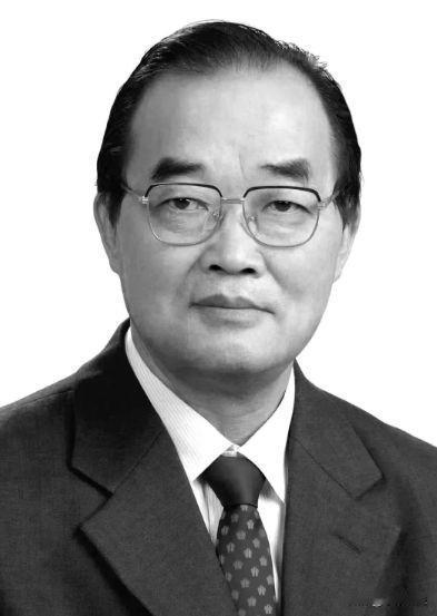 吴中学（1950年12月31日—2026年7月1日），广西贵港人，中共党员，我国