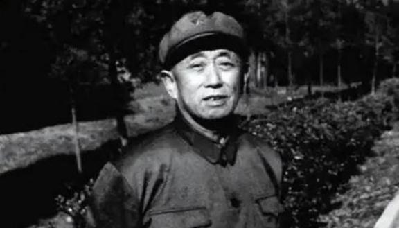 1979年，一代名将郑维山最终因为生活低头了，他给昔日领导人徐向前写了一封信，告
