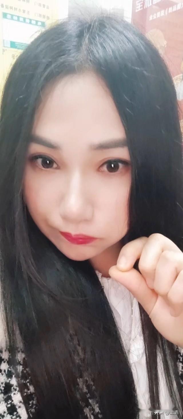 在一起9年，分开11 7天，一辈子不会忘，也不会再联系他了，他可是在我这占过满分