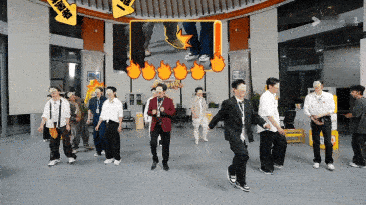 沈腾平等殴打每位沈精兵节目组真的太懂观众想看啥了 ​​​