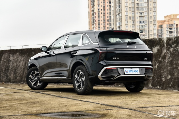 [小鲨帮选车]红旗HS3不仅仅是时尚派 不偏科的"三好学生"