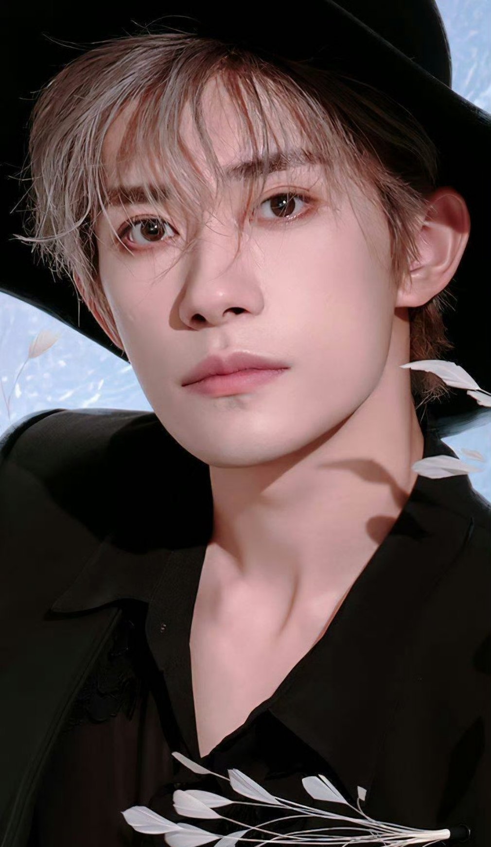 华为pura90系列全球代言人易烊千玺 💓易烊千玺电影蛮荒禁地 💓这是我对梦