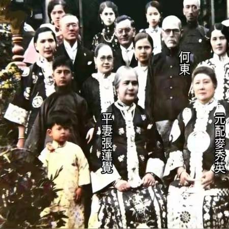 何氏家族常年经营香港和澳门两地。这一家祖宗是个犹太人，与中国当地女子生下该家族的