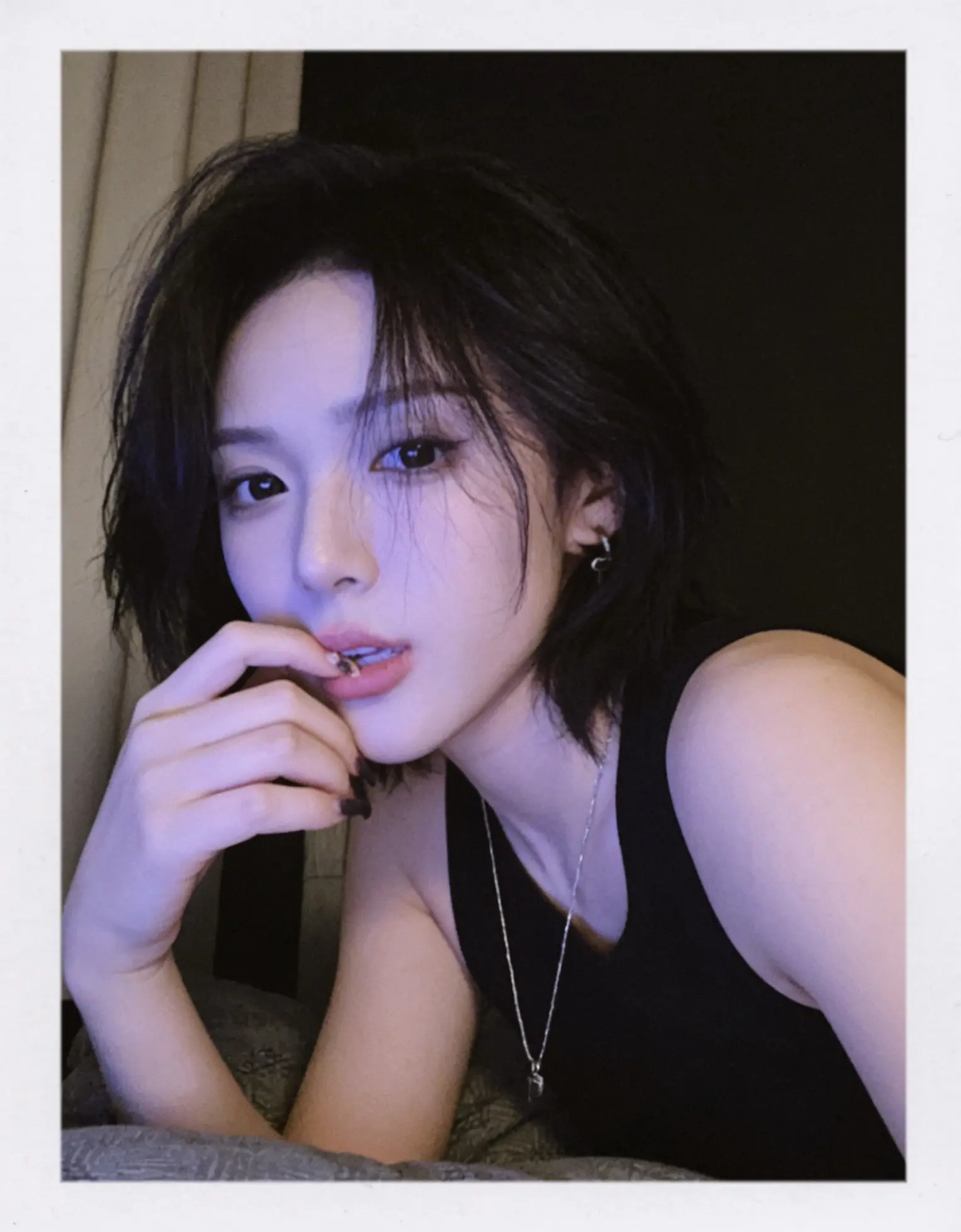 我很想救她 可她是我