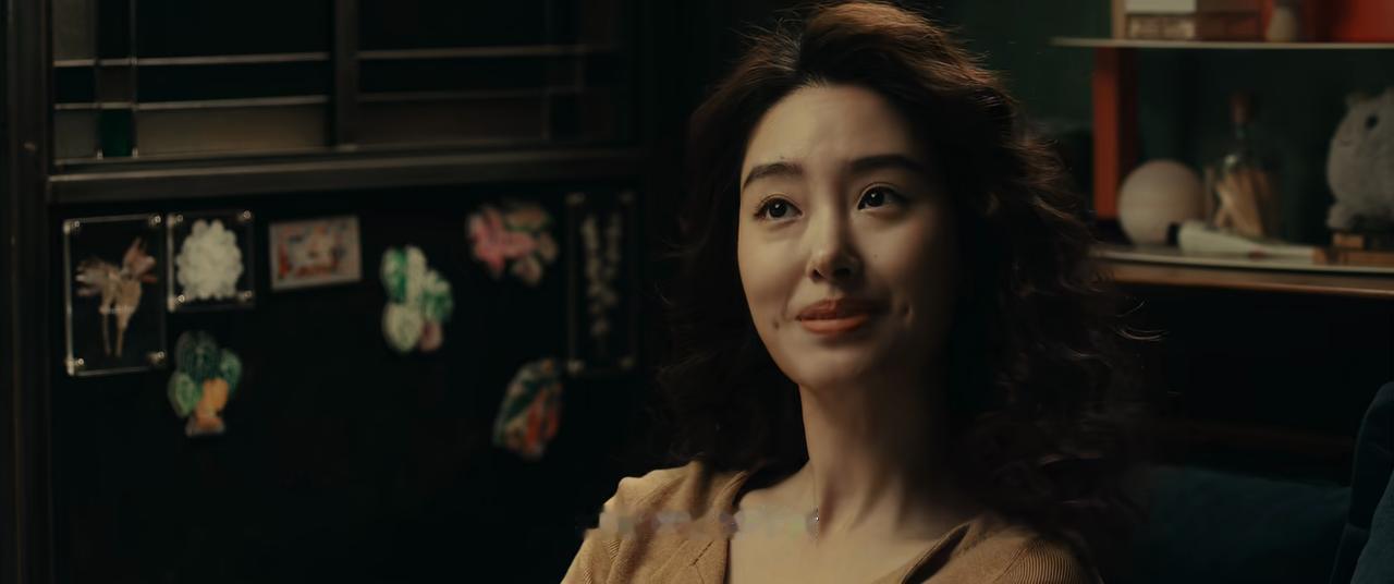 “爱情没有神话”，为周媚不值。
女人，是天真亦或太自负，总以为自己会是渣男心中的