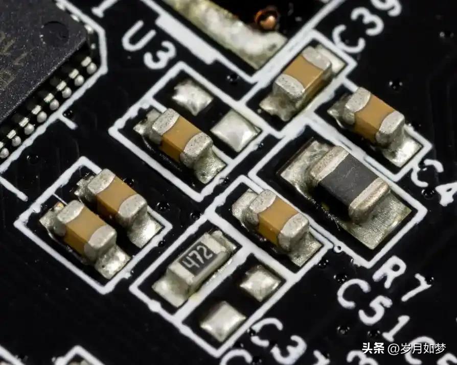 MLCC虽被称为"芯片的心脏"，但真正被卡的是高端MLCC——日企村田一家就占了