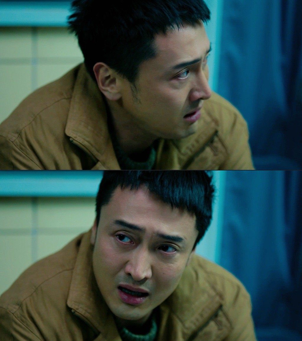 王传君一拜佛就知道要干啥  谁懂王传君一拜佛的宿命感！《罚罪2》新造型锅盖头亮眼