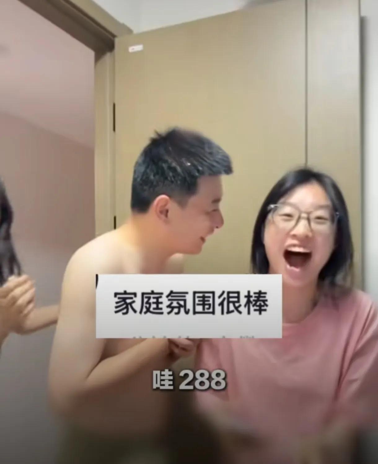 高考成绩出来了，
这个女孩只考了288分，
全家却欢呼雀跃，
这让我很欣慰，
学