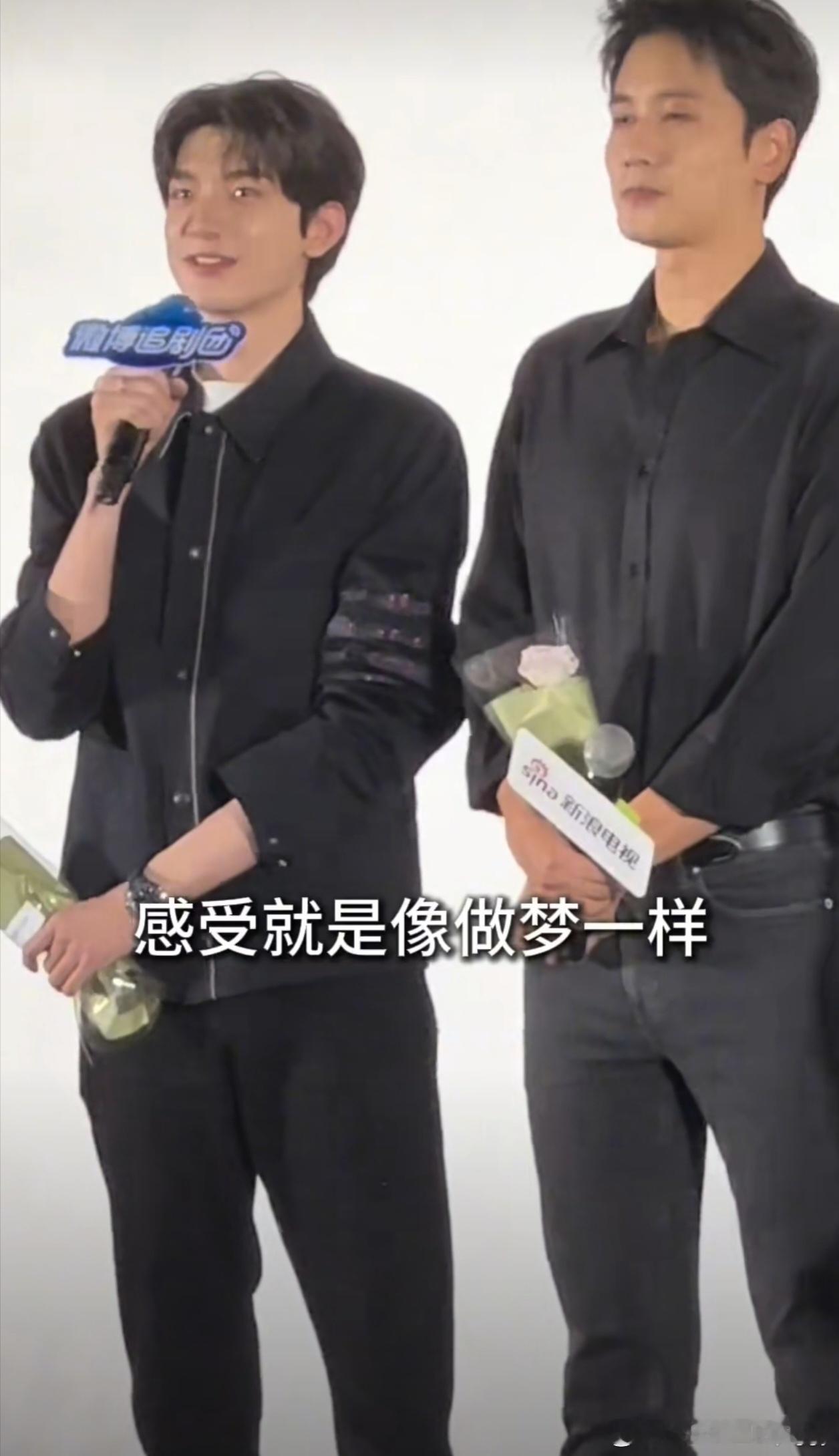 #一个个提到刘亦菲都笑得合不拢嘴# 就问谁能拒绝刘亦菲啊，拜托，她可是刘亦菲欸[