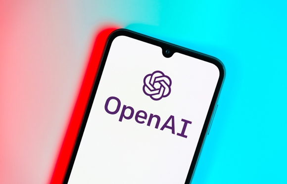 【OpenAI前首席科学家：CEO说谎成性 花一年调查证据早想炒了他】据媒体报道