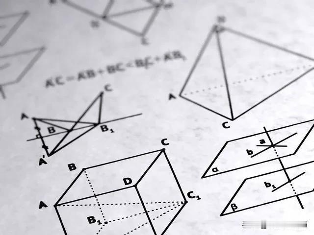 数学题型那可多了去了！
比如函数题型，包括一次函数、二次函数等，解题时要掌握函数