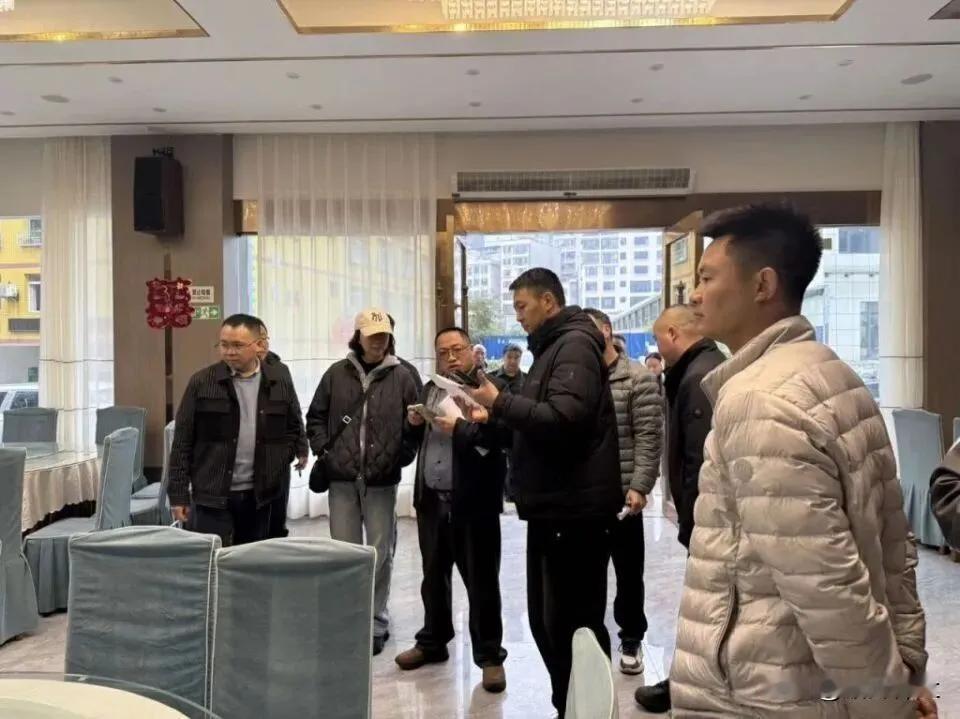 12月29日，云南威信县扎西镇联合县级多部门开展专项行动，一举成功制止8起滥办酒