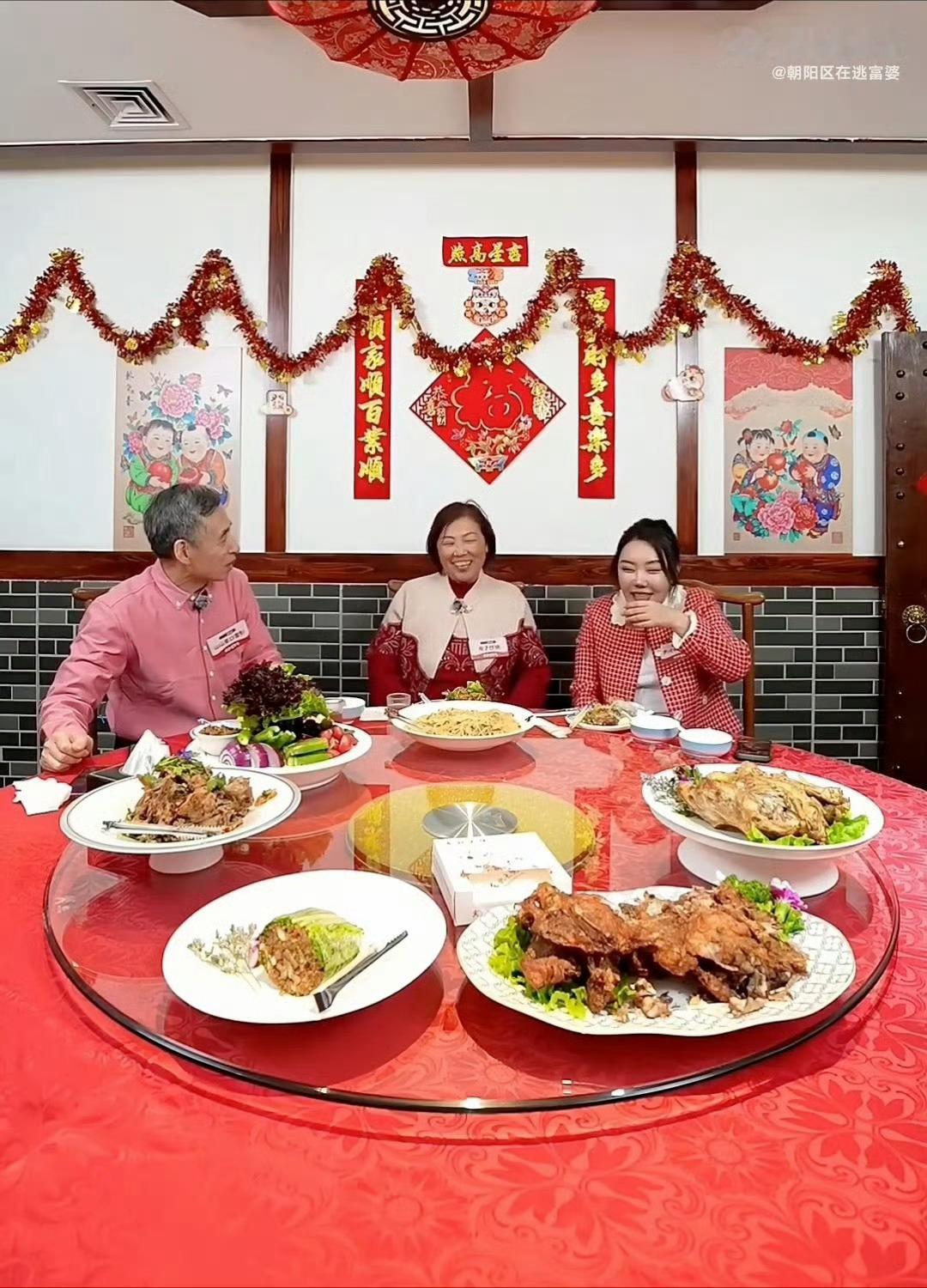 撒贝宁是麦子阿姨的梦中情人 麦子阿姨很有品味哦，撒贝宁确实很不错的👍 