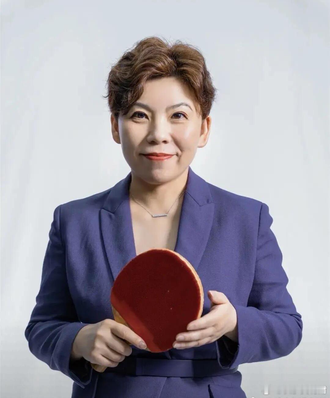 国乒总教练竞聘，最猛的料来了：不是刘国梁，不是秦志戬。评审组办公室里，他们盯着候