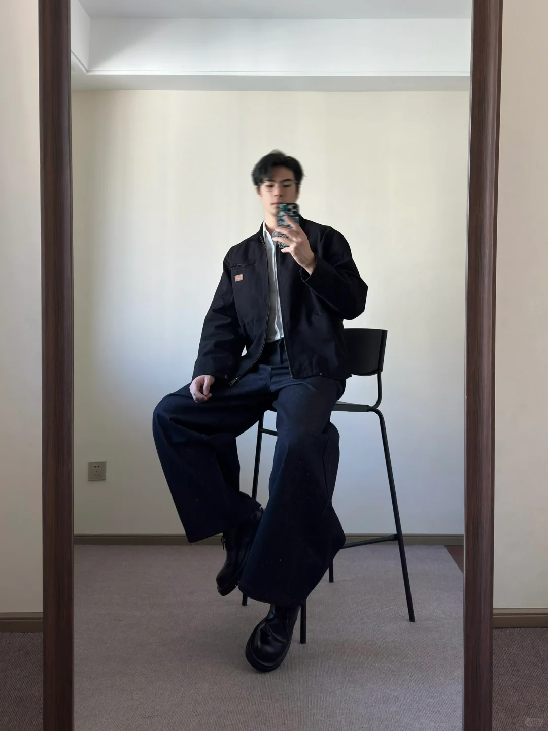 ootd 弯刀裤真是我最爱的裤型👖