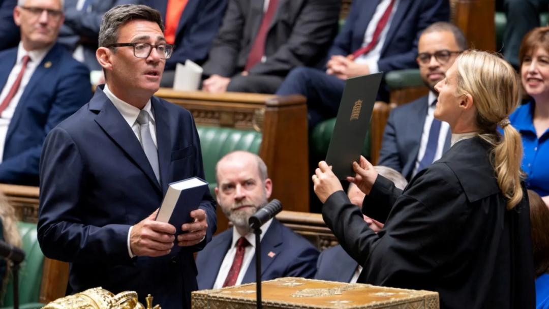 英国首相伯纳姆访问基辅的意义何在表达对乌克兰坚定不移的支持，展现英国与乌克兰“站