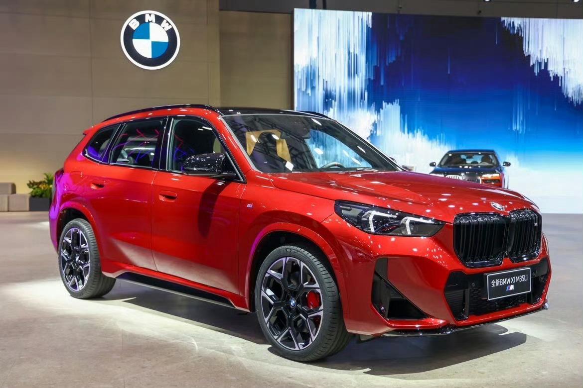 宝马X1 M35Li，国产，这车终于发布了，40.99万。横置B48四缸2.0T