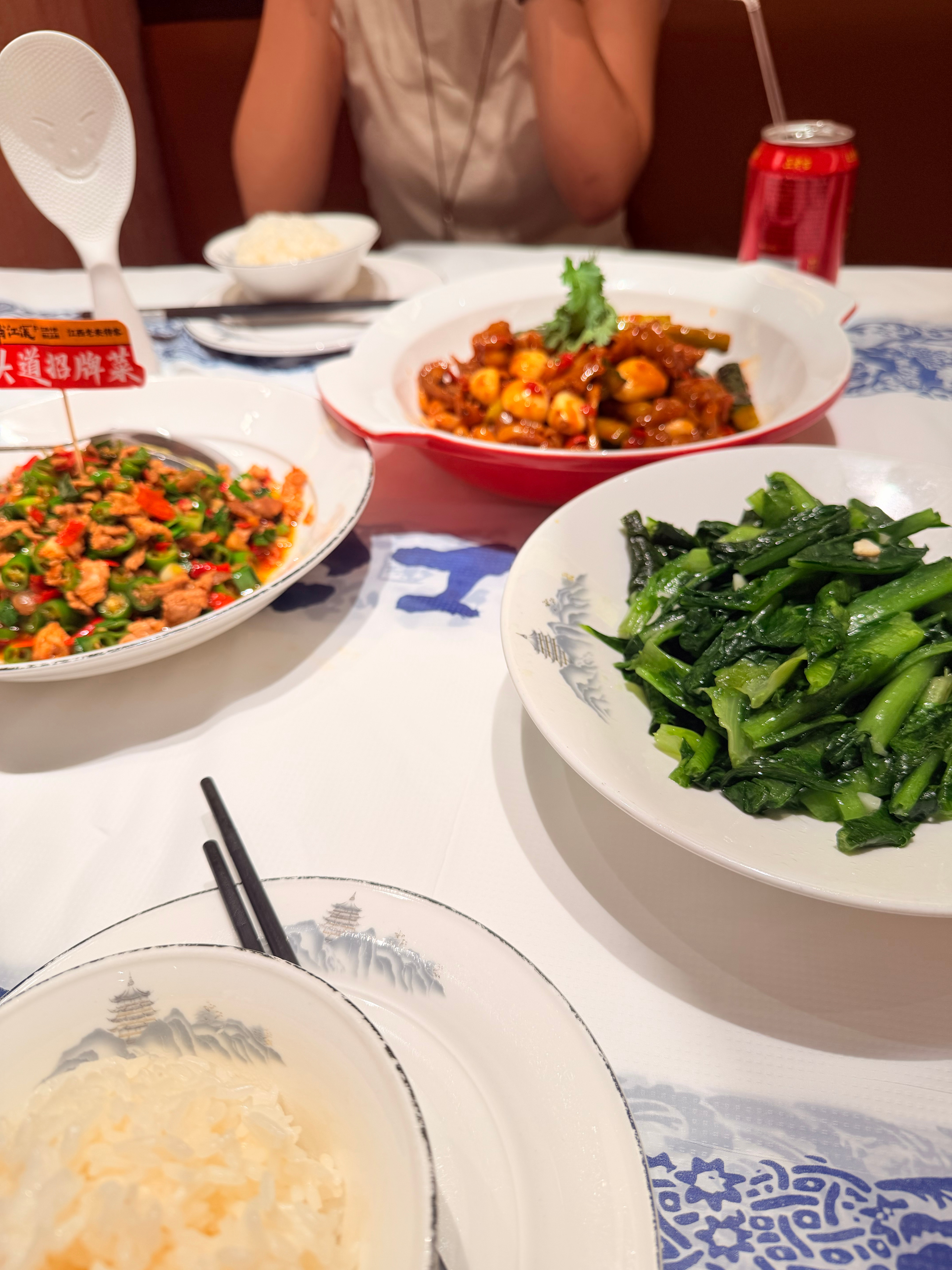 江西菜！我好想去南昌玩啊感觉江西菜好好吃好辣 