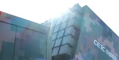 美国这下彻底头大了！中东战火还没灭，中国直接甩出无人作战王炸！说白了，美国在中东