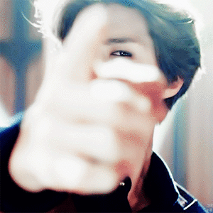 吴世勋上海签售生图吴世勋吴世勋上海签售会生图！一沫真挚的情话