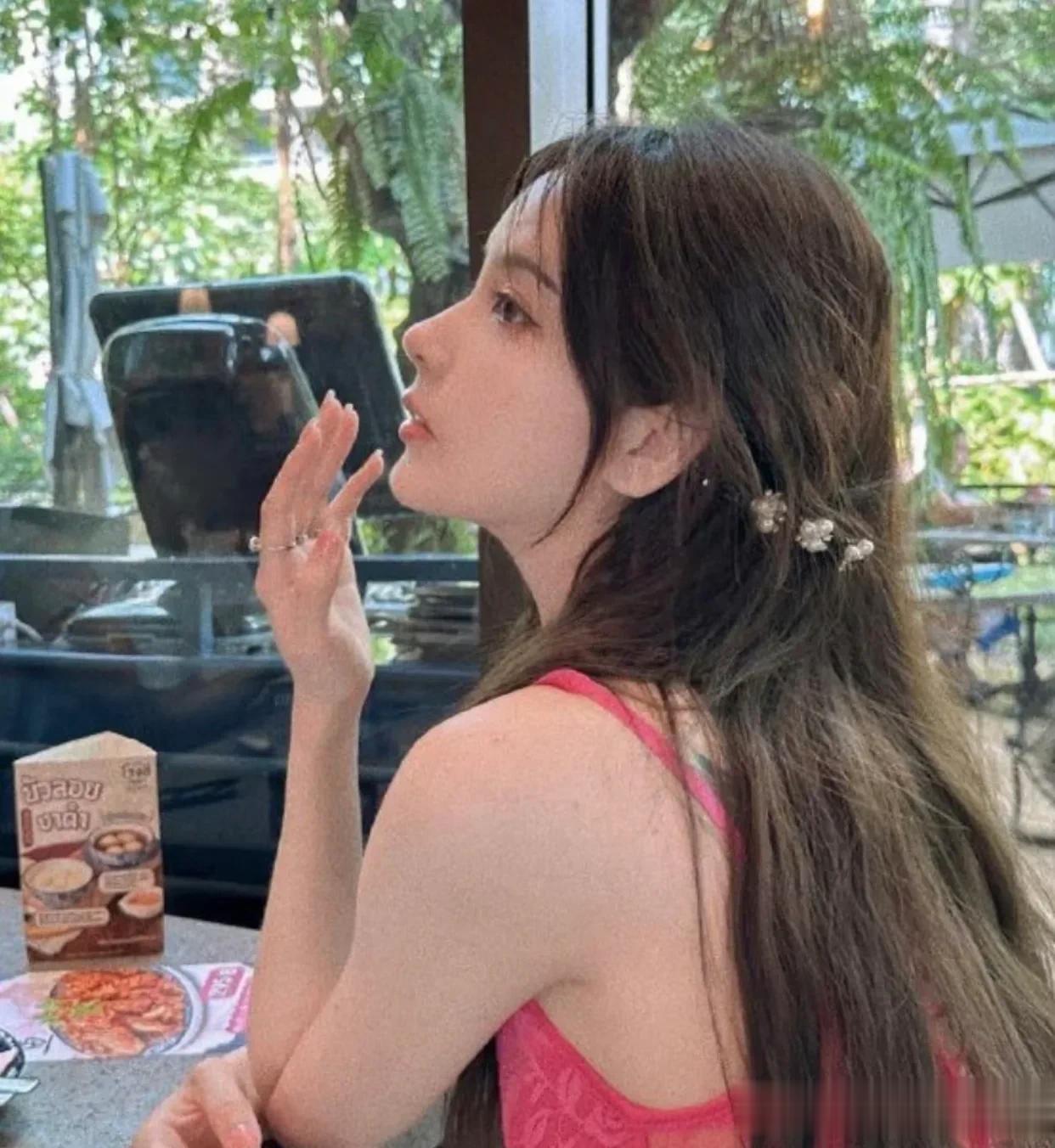 Rita：结婚了么？谁娶我？怎么没人跟我求婚啊气死了！要不要彩礼？讲道理男生真的