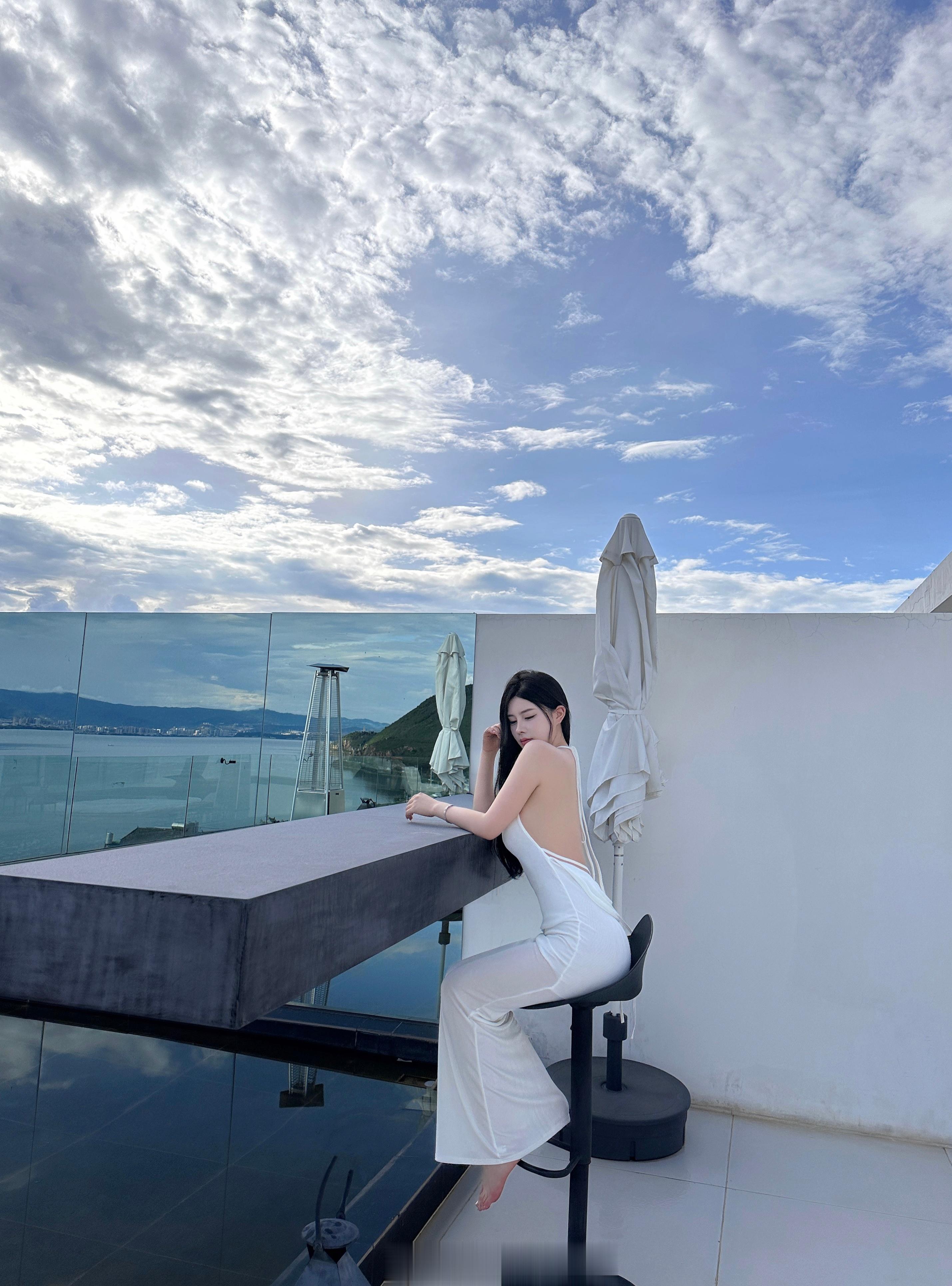 ☁️  ​​​