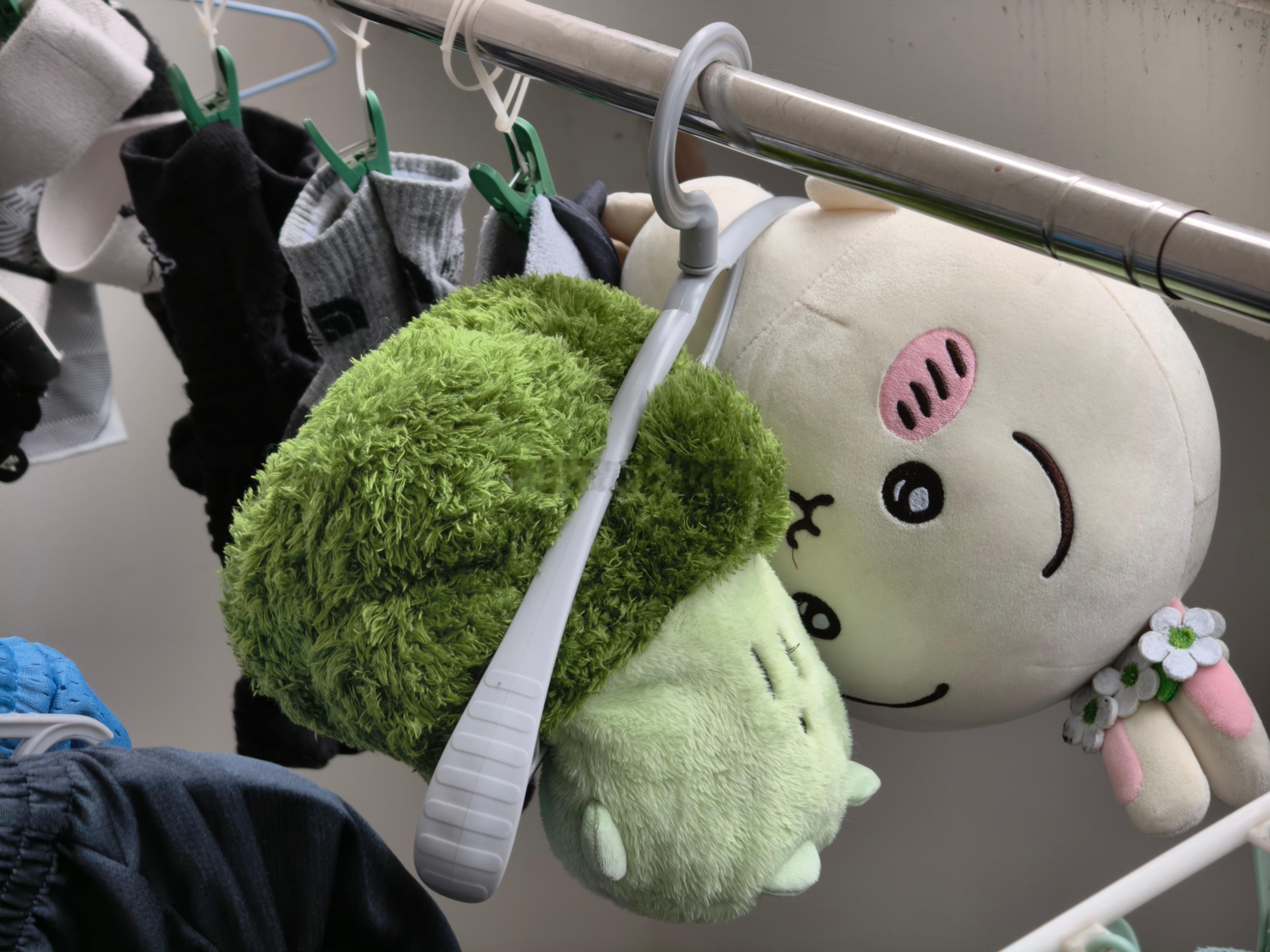 怎么刚赶回宿舍晾完衣服就要下雨了